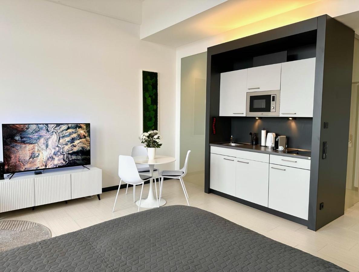 Meos 1 -Zentrum-Balkon-Parkplatz-Gym-Uniklinik ไลป์ซิก ภายนอก รูปภาพ