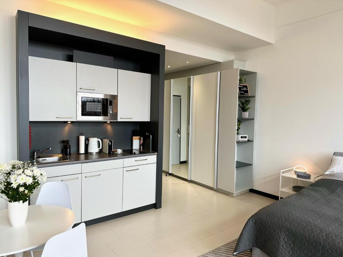 Meos 1 -Zentrum-Balkon-Parkplatz-Gym-Uniklinik ไลป์ซิก ภายนอก รูปภาพ